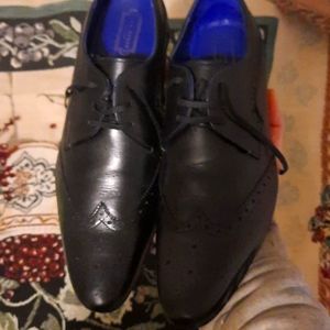 Prestine Ted Baker shoes!